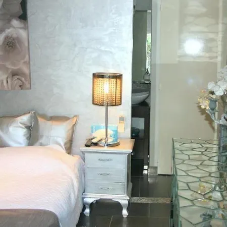 Cocoa Villa *